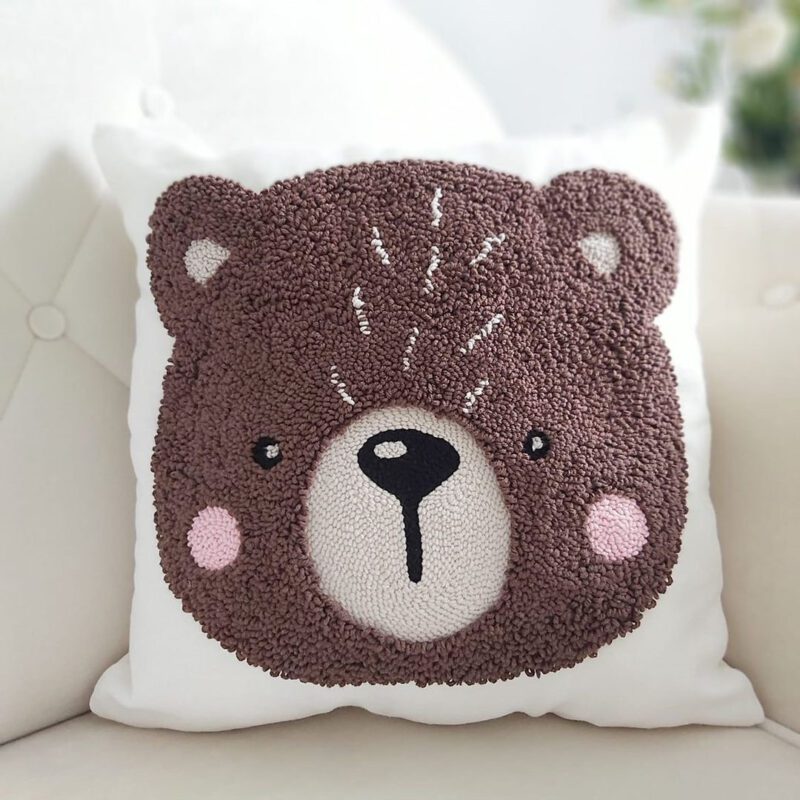 Poszewka handmade "Bear cub"